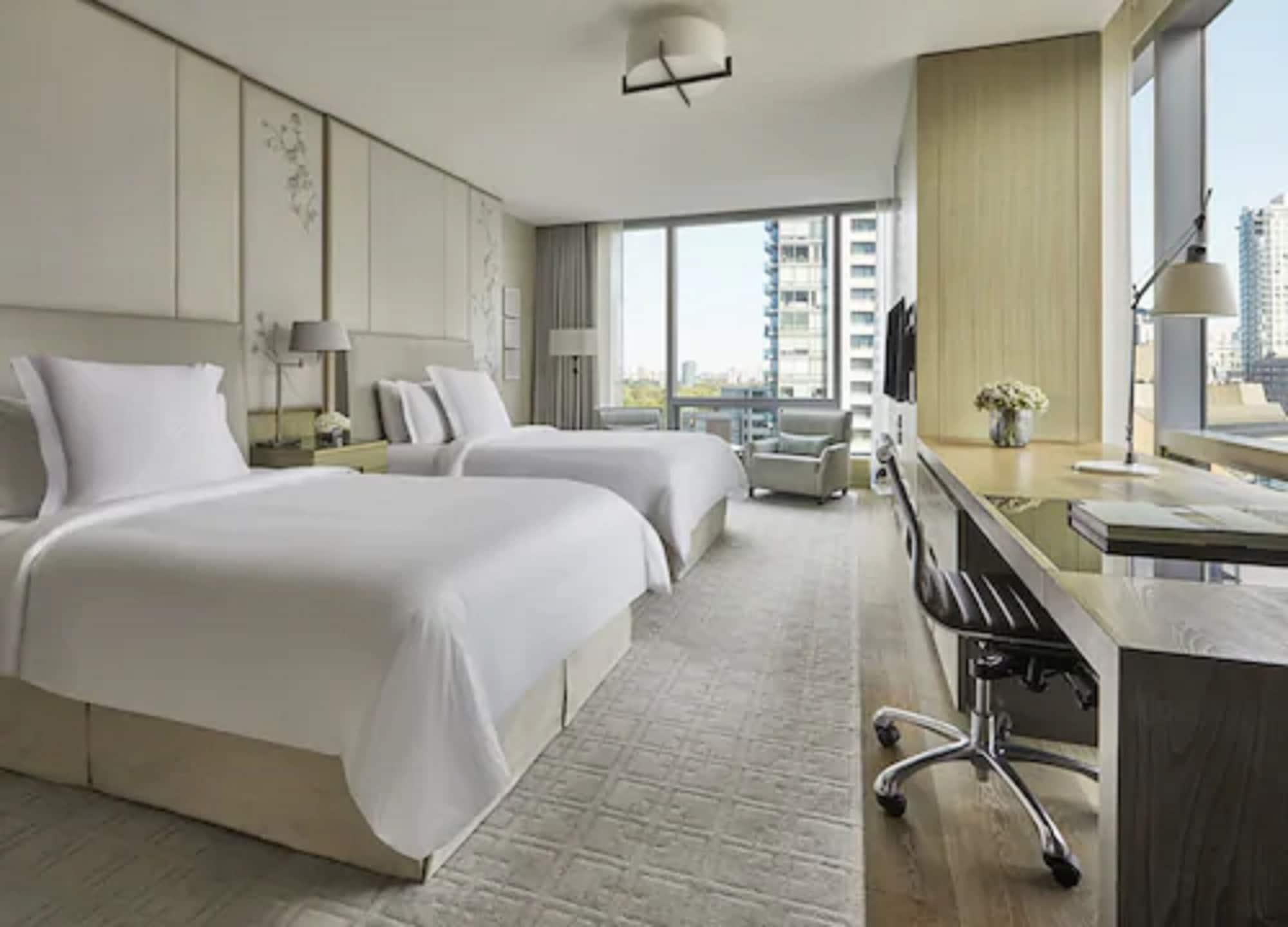 Four Seasons Hotel Toronto Esterno foto